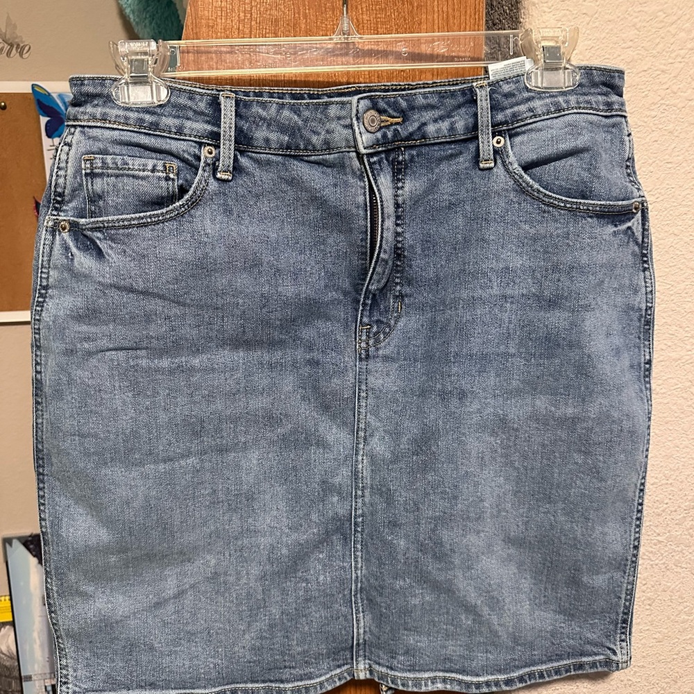 Old Navy Women’s Size 14 High Waisted Skirt
